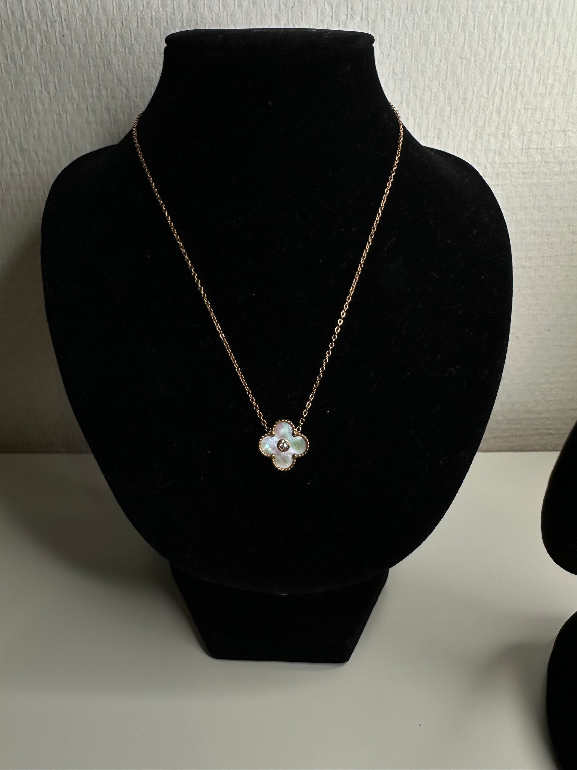 Le Collier Zayna