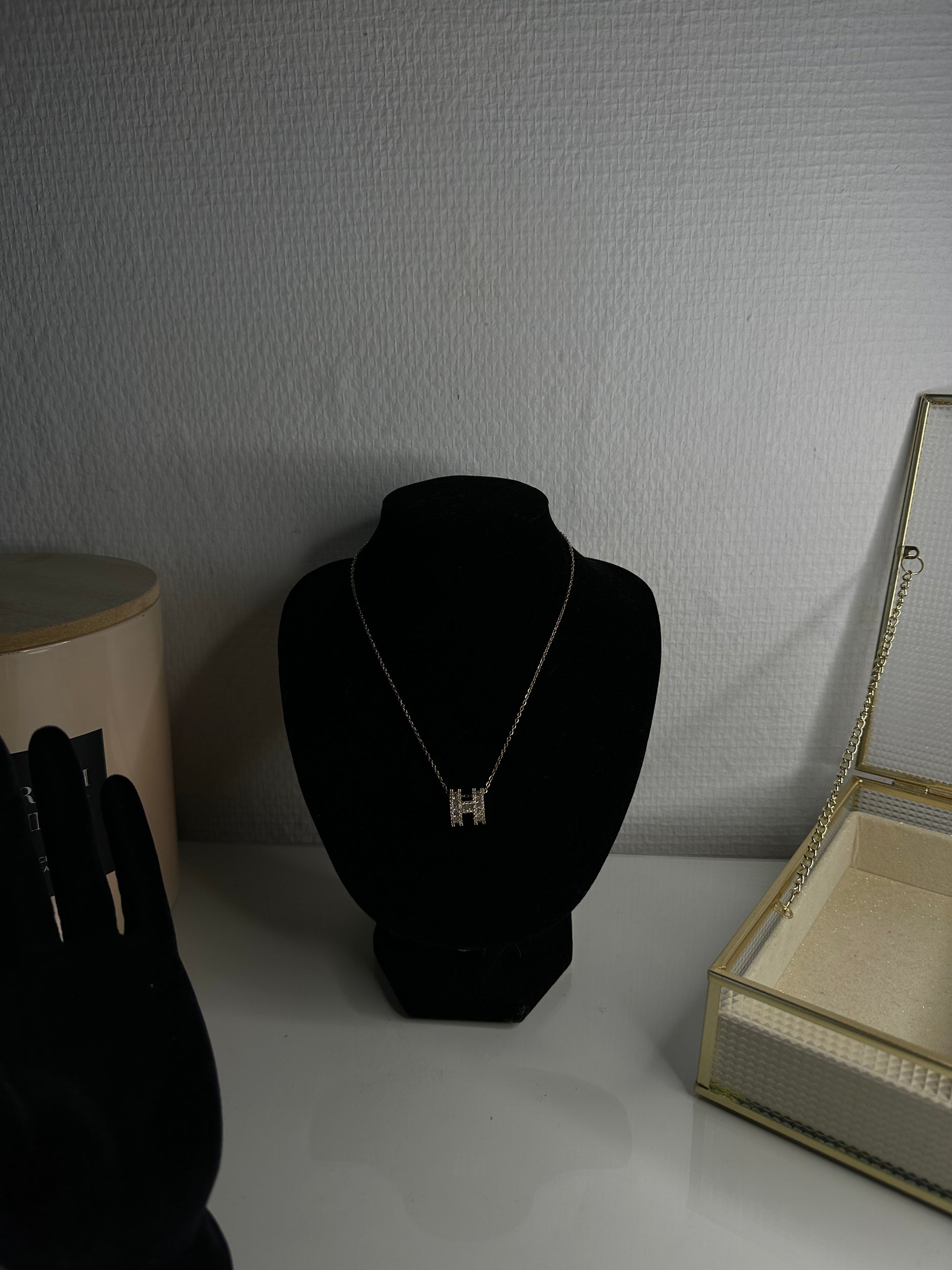 Le Collier Hadia